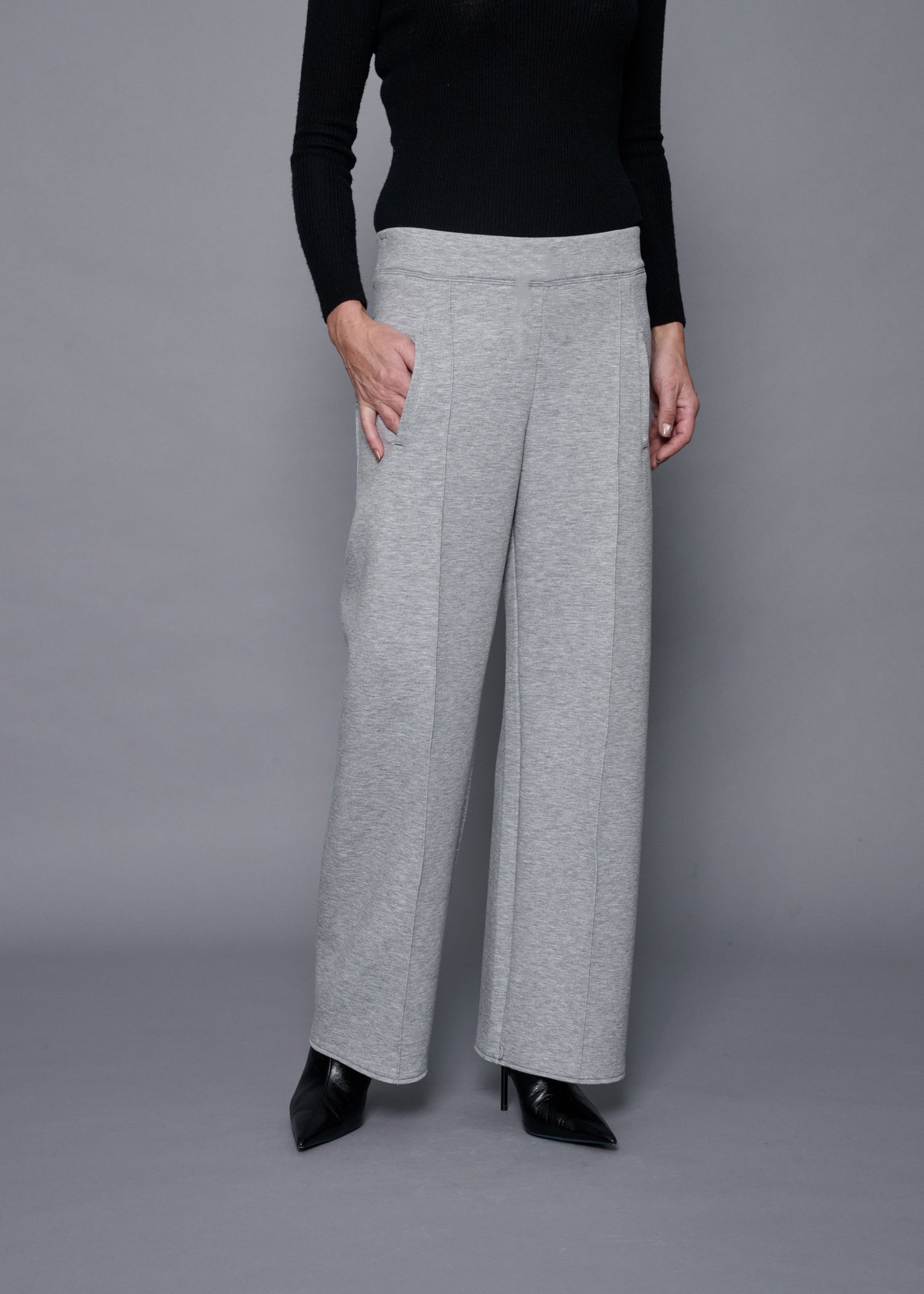 54 GALAXY SEMI-WIDE TROUSERS / COCOON JERSEY - C15