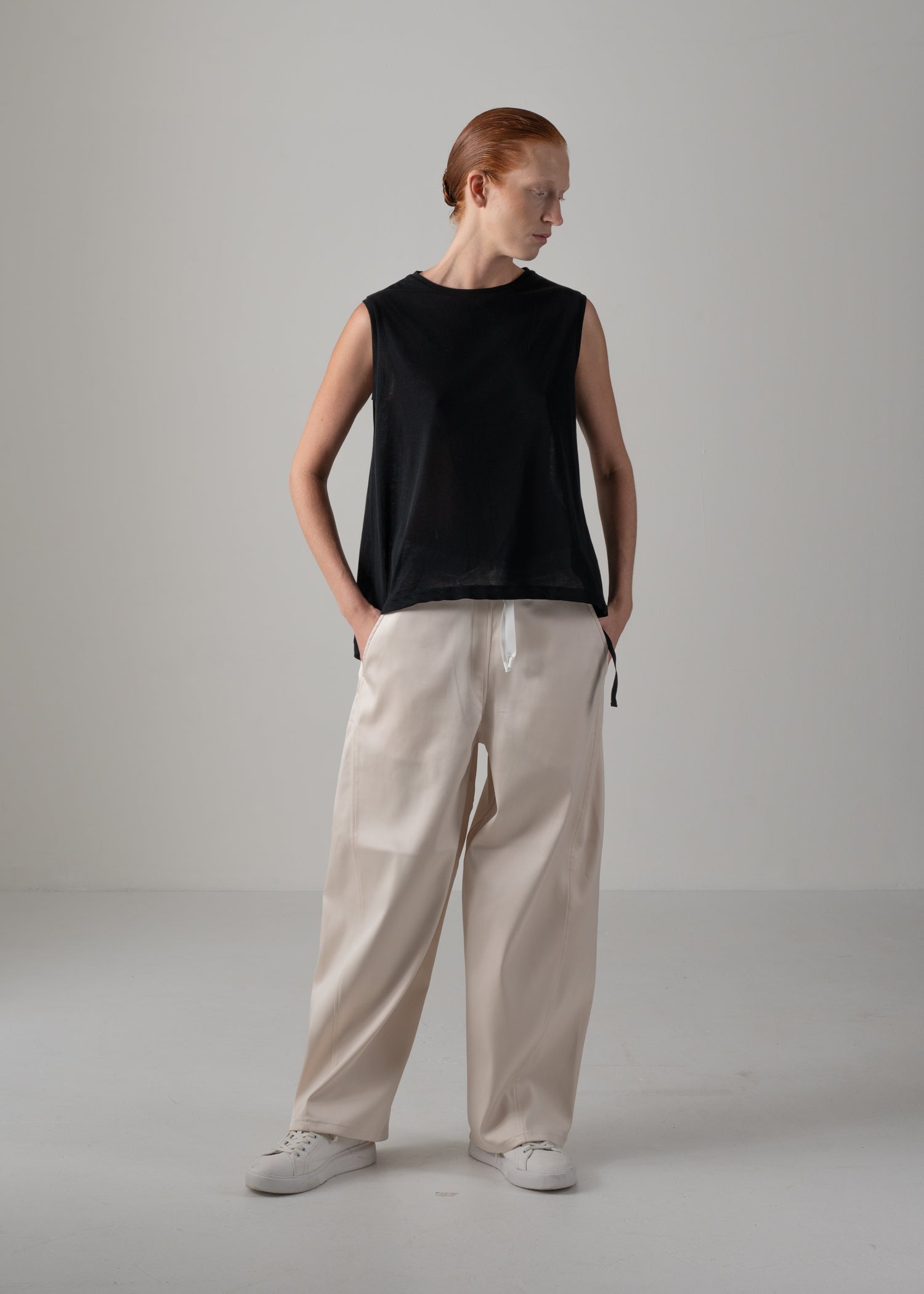 09 NELLY SLEEVELESS TOP / SUPER LIGHT COTTON JERSEY - C14