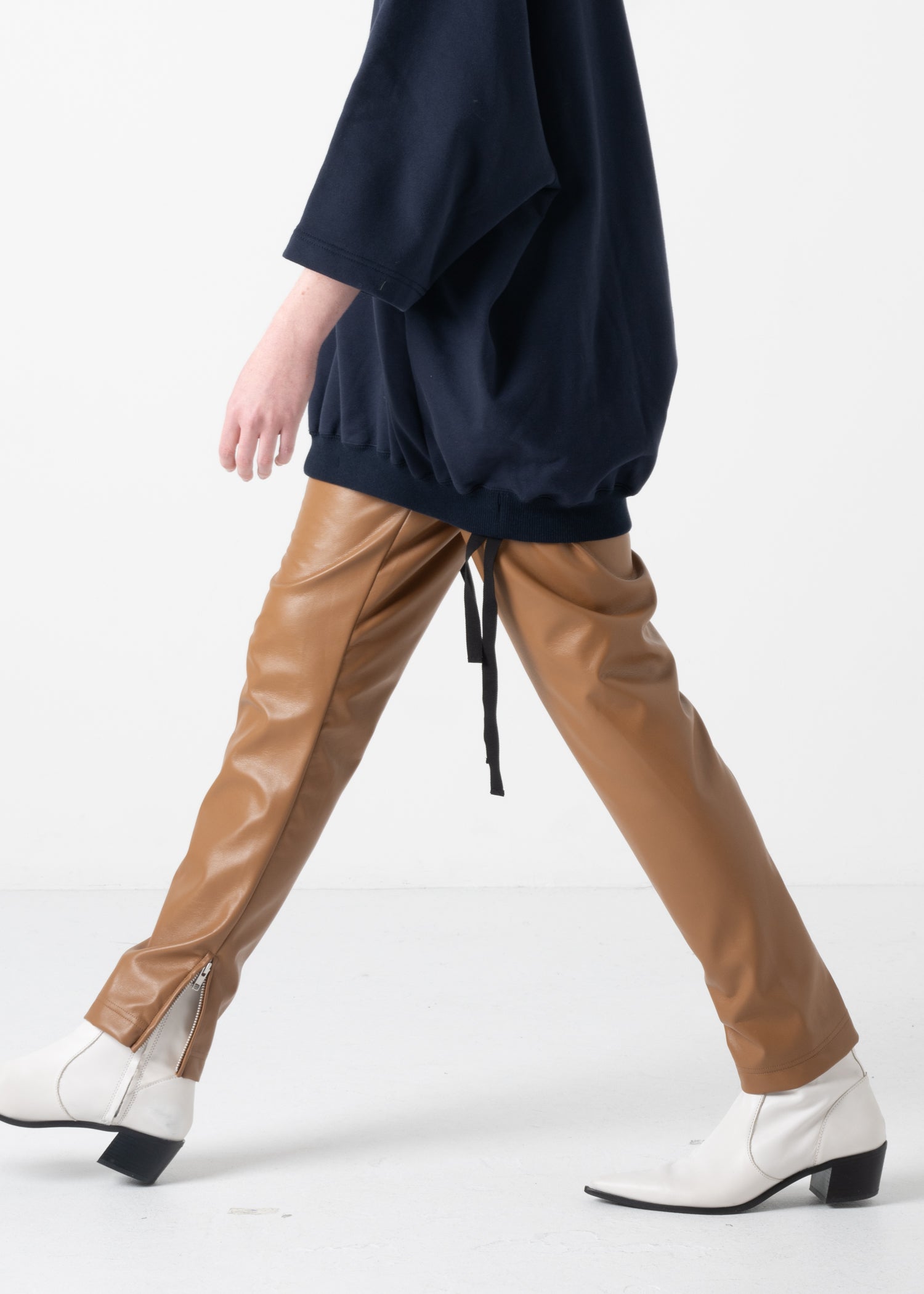 63 KYRA SKINNY TROUSERS / VEGAN LEATHER -C11