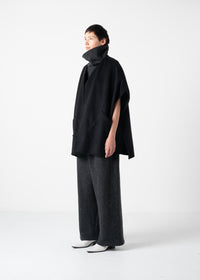 35 INES CAPE / BULKY DOUBLE KNIT -C11